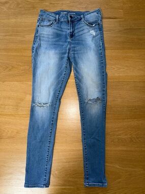 Old Navy Light Blue Women's Ripped Skinny Jeans